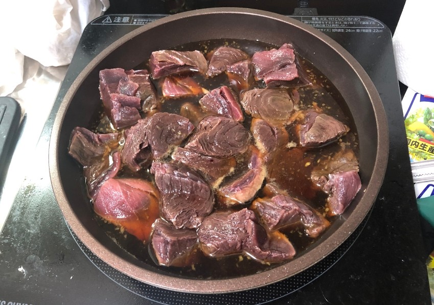 ②調味液を合わせて5~10分煮込む